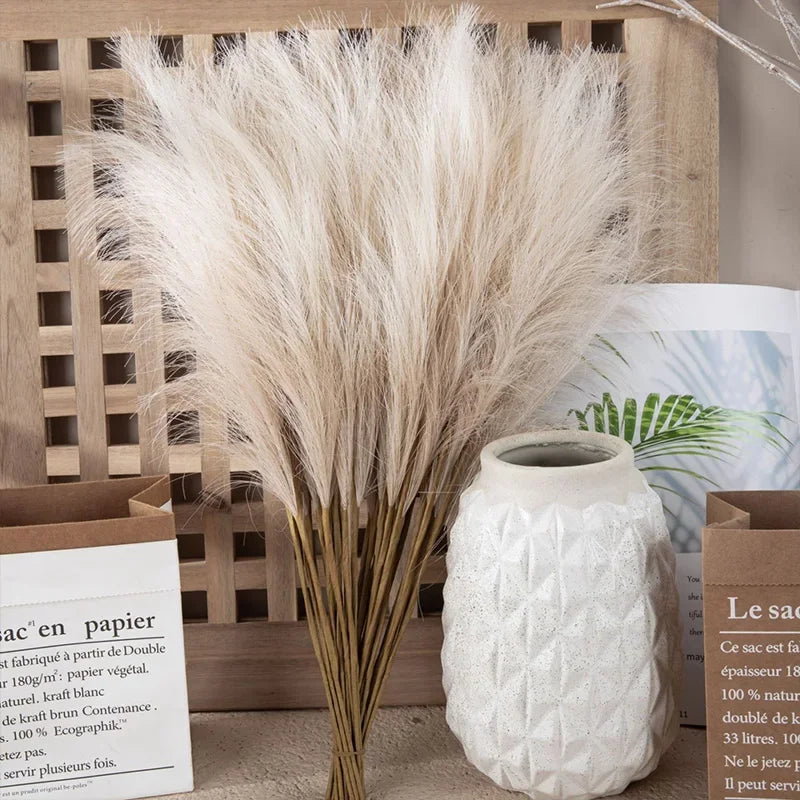 Add Elegance: 5PCS Fluffy Pampas Grass for Boho Wedding and Home Decor - ONE TO FIVE